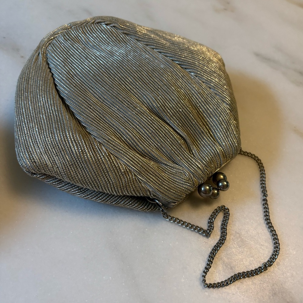 Vintage silver purse with chain